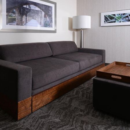 Springhill Suites By Marriott San Antonio Northwest At The Rim Εξωτερικό φωτογραφία